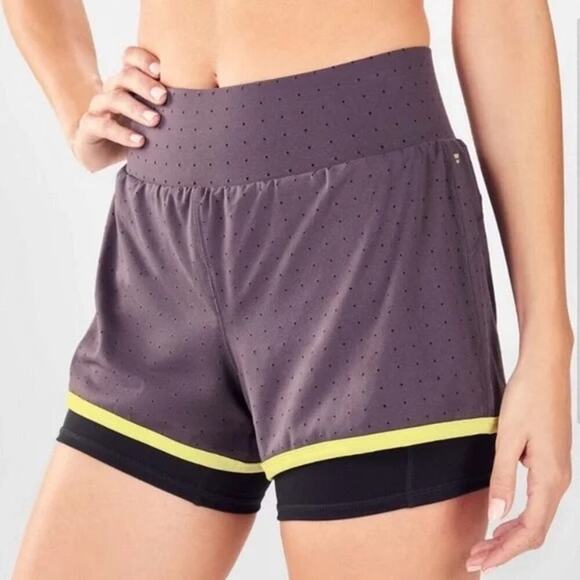 Fabletics Olesia Perforated Running Lined Short Bundle Small - Picture 11 of 12